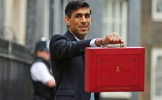 Rishi Sunak warns of UK economy confidence drop